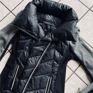 Blanc Noir Black & Gray GOOSE DOWN Puffer Jacket, size MED, excellent condition!